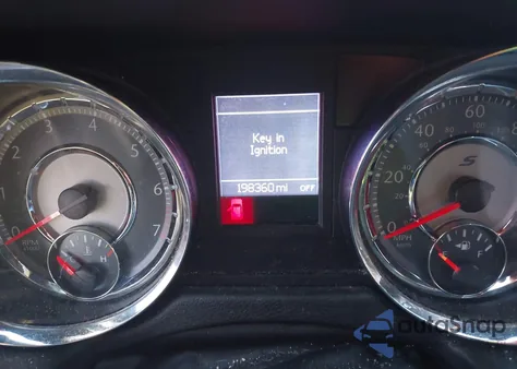 2014 Chrysler Town & Country S from USA, damaged, VIN 2C4RC1HG0ER132520